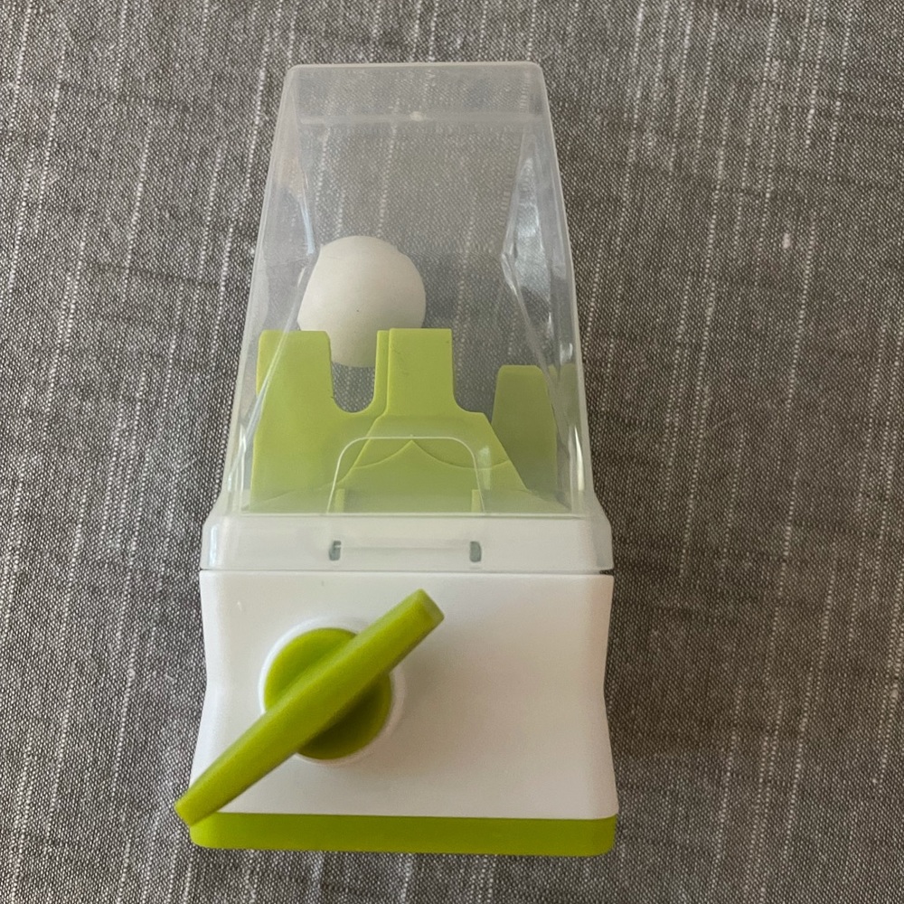 Pampered Chef - Herb Mill Green White Kitchen Fresh Herbs Grinder